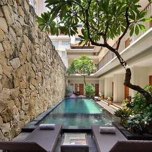 Angkul Angkul Segara Kuta By Kamara Hotel